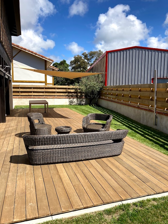 Réalisation d'une terrasse bois à Dax dans les Landes